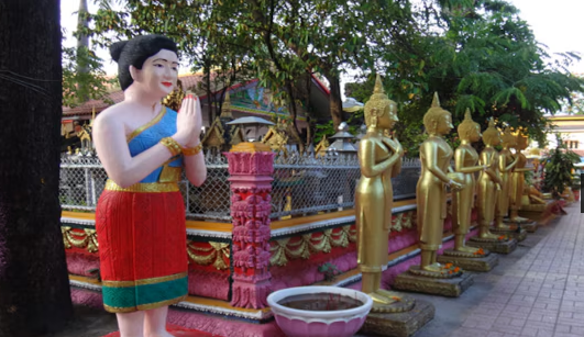 [시그니처][놀/쉼/맛 in 라오스] 비엔티엔,방비엥 5일 (품격호텔/4대옵션/미슐랭/데일리안마및간식)